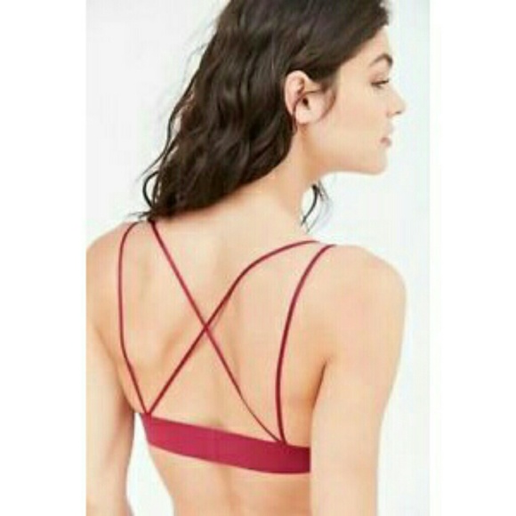 SOLD* UO Out From Under Triangle Bralette - Picture 2 of 7